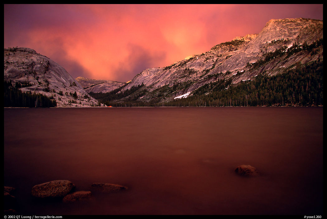 Tenaya Lake, dusk. Yosemite National Park, California, USA.