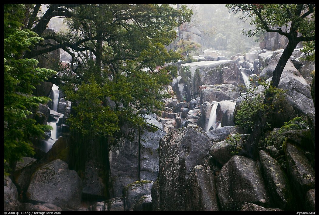 Lower Chilnualna Falls. Yosemite National Park, California, USA.