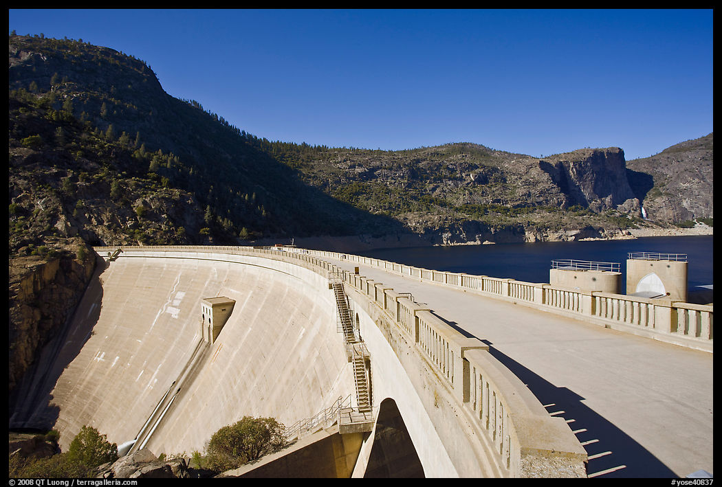 O'Shaughnessy Dam and Hetch Hetchy Reservoir. Yosemite National Park