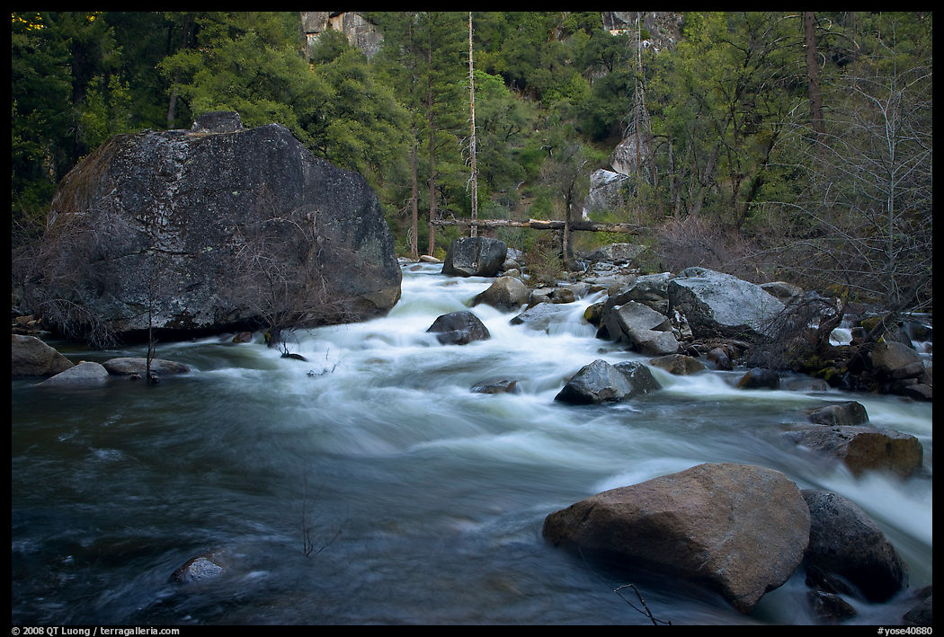 Merced River flowing past huge boulders, Lower Merced Canyon. Yosemite National Park
