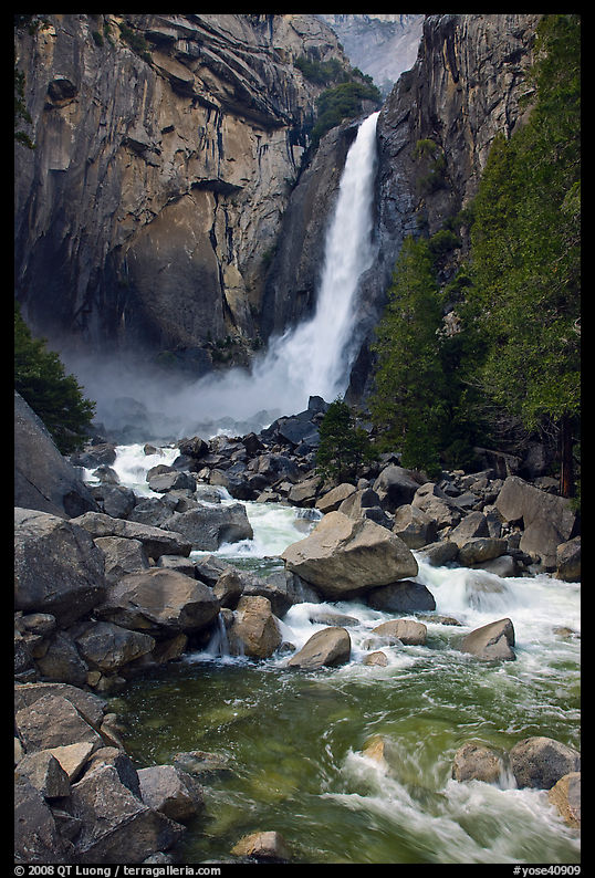 Lower Yosemite Falls. Yosemite National Park
