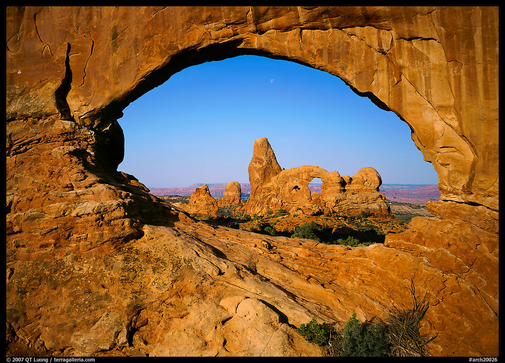 Turret Arch seen from rock opening. Arches National Park, Utah, USA.