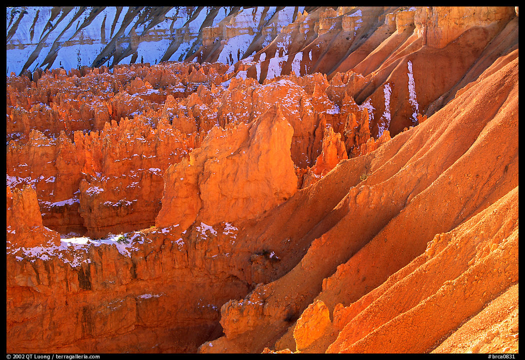 Eroded slopes and Hoodoos from Sunrise Point. Bryce Canyon National Park