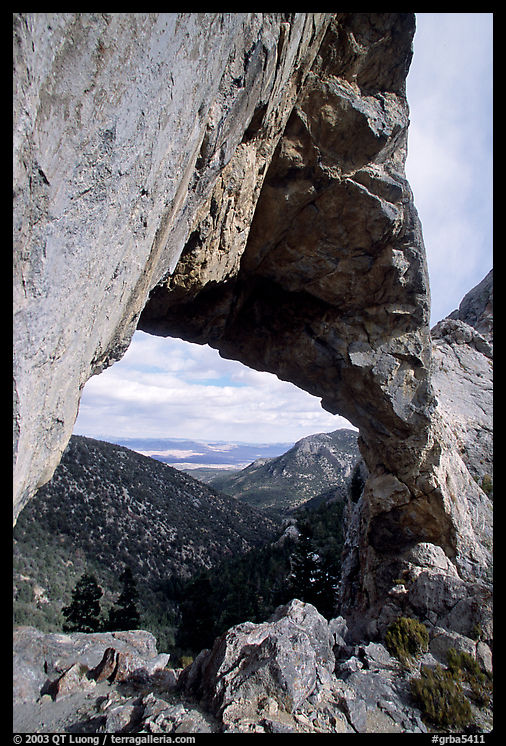 Lexington Arch, afternoon. Great Basin  National Park, Nevada, USA.