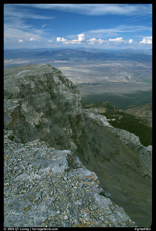Cliffs beneath Mt Washington and Spring Valley, morning. Great Basin  National Park, Nevada, USA.