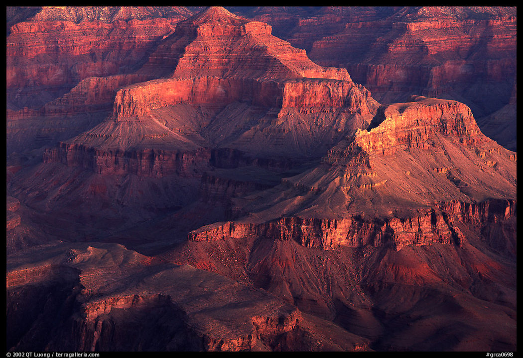 Temples at Dawn from Yvapai Point. Grand Canyon  National Park, Arizona, USA.