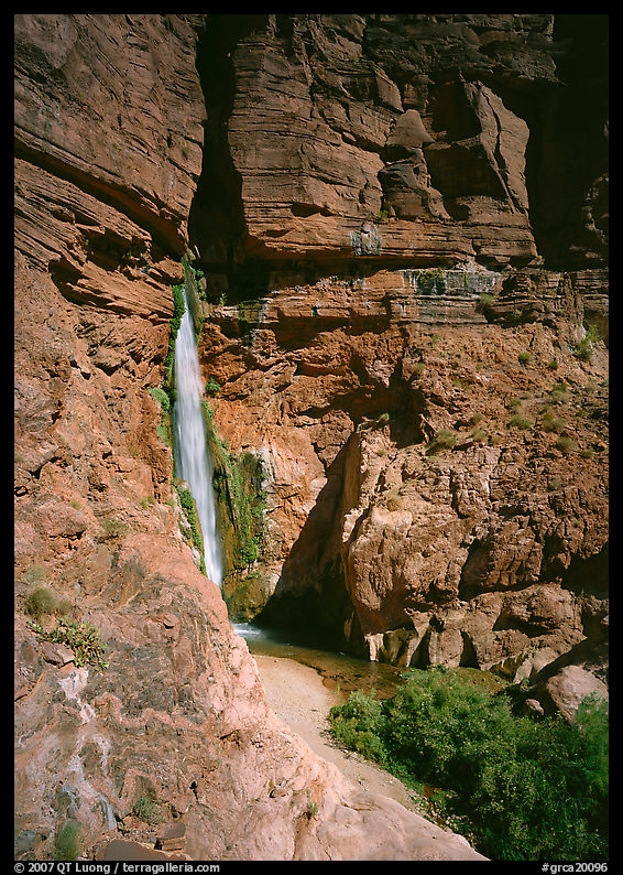 Deer Creek Falls. Grand Canyon  National Park, Arizona, USA.