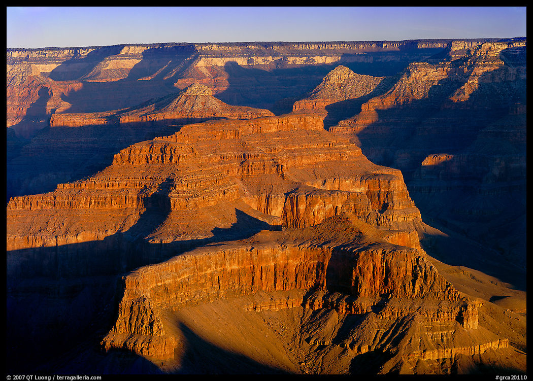 Buttes inside  canyon. Grand Canyon  National Park, Arizona, USA.