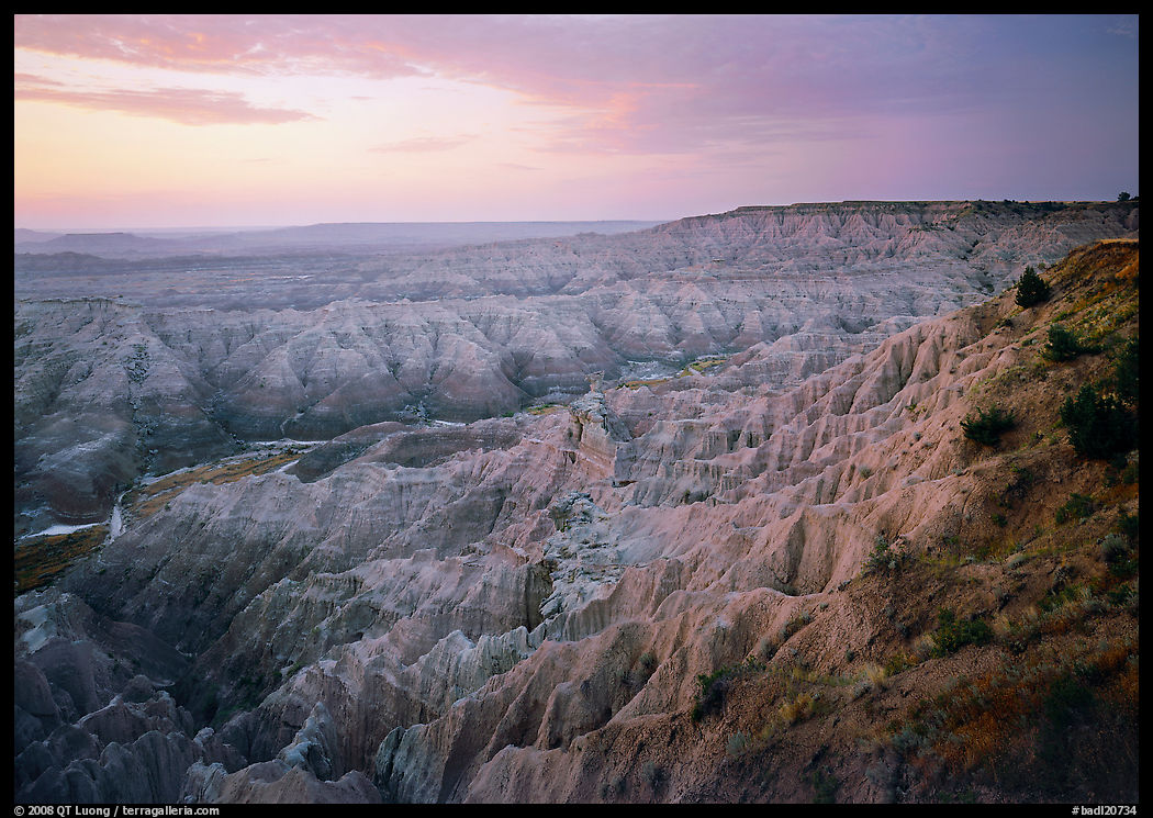 The Stronghold table, southern unit, dawn. Badlands National Park