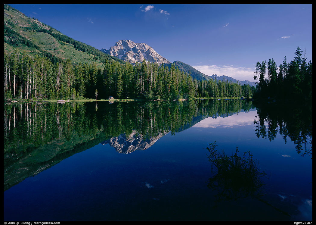 Mt Moran reflected in Leigh Lake, morning. Grand Teton National Park
