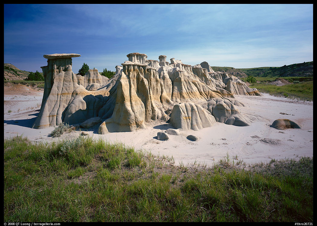 Mushroom pedestal formations, South Unit. Theodore Roosevelt  National Park, North Dakota, USA.