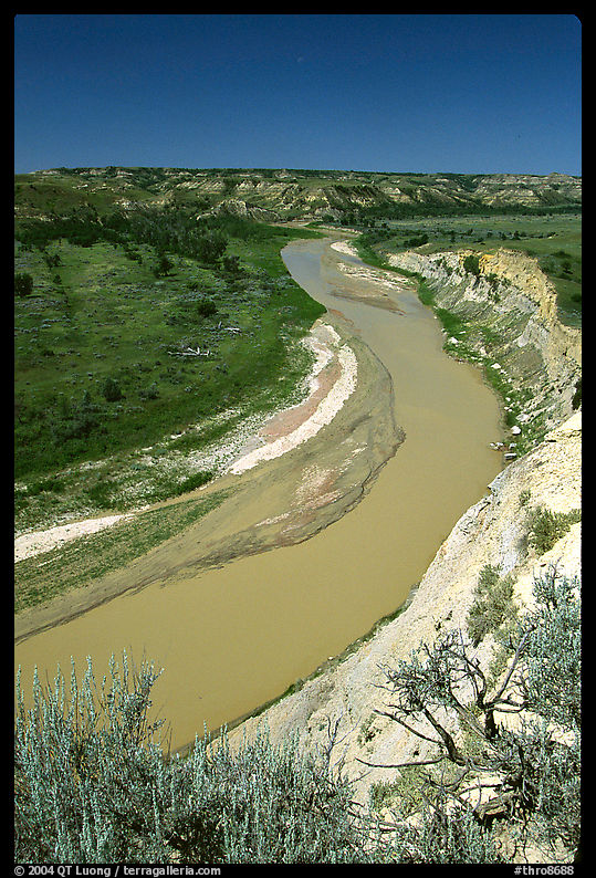 Bend of the Little Missouri River, mid-day. Theodore Roosevelt  National Park, North Dakota, USA.