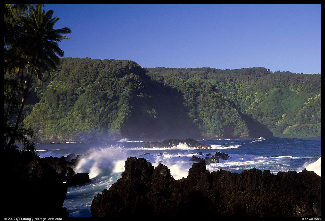 Steep Hana coast seen from the Keanae Peninsula. Maui, Hawaii, USA