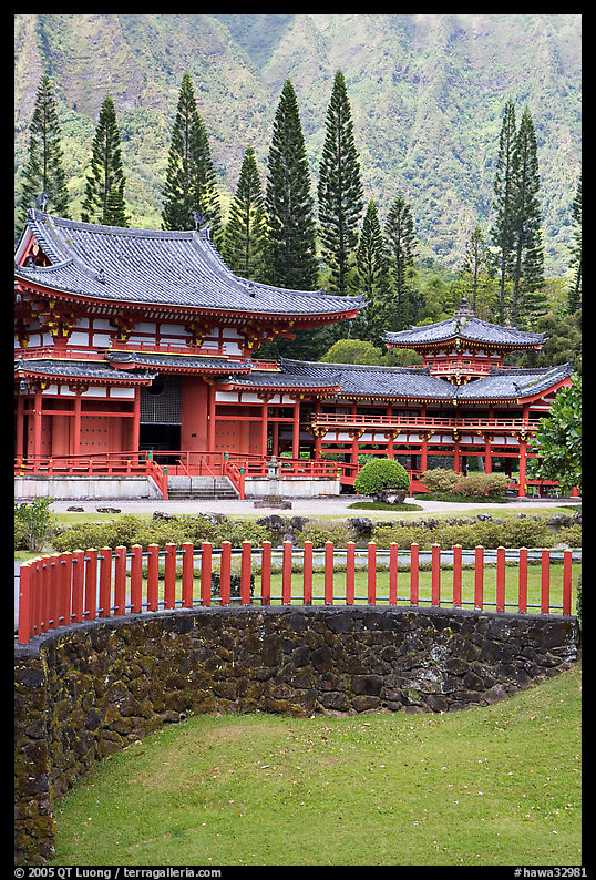 Byodo-In Temple. Oahu island, Hawaii, USA