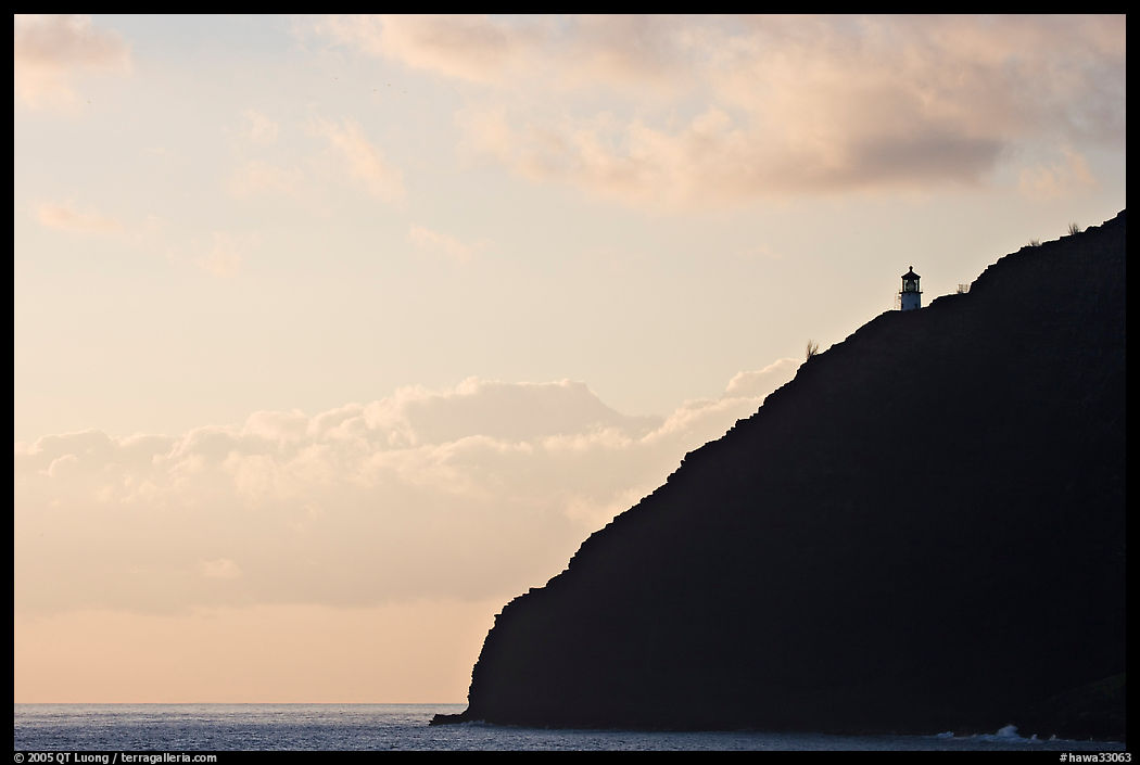Makapuu head lighthouse, sunrise. Oahu island, Hawaii, USA