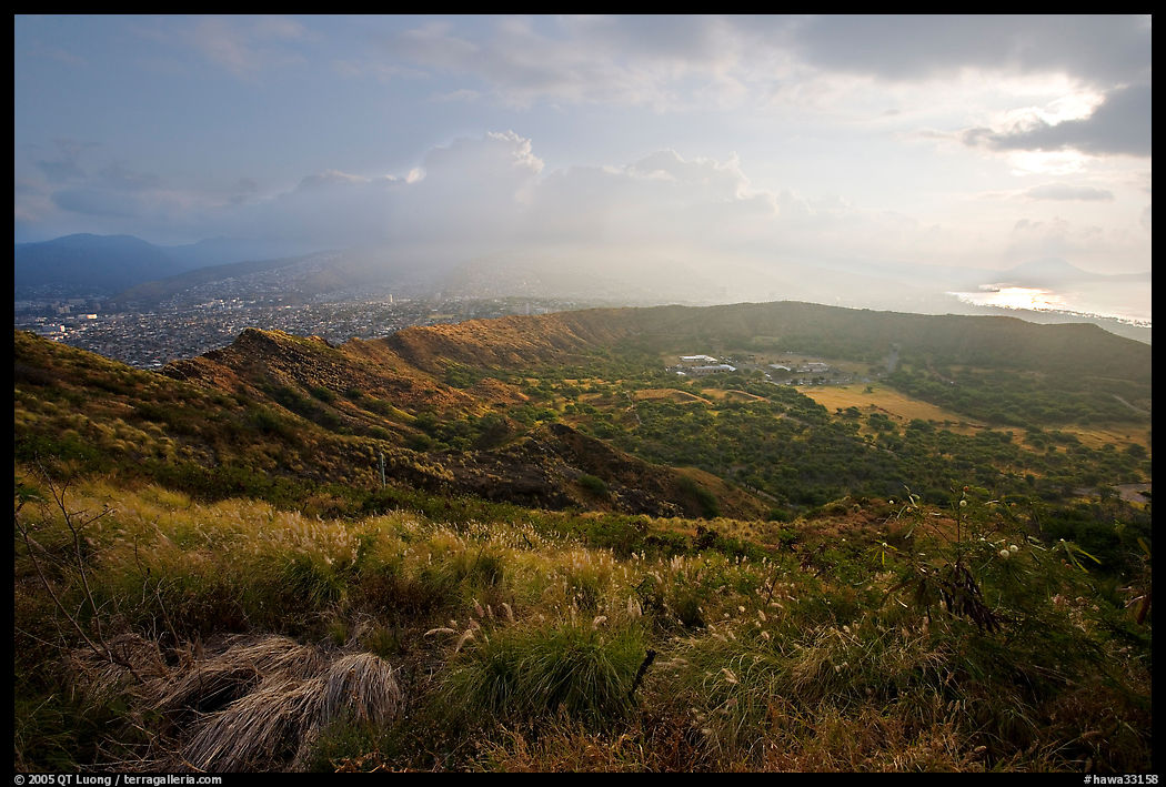 Diamond Head crater, early morning. Oahu island, Hawaii, USA