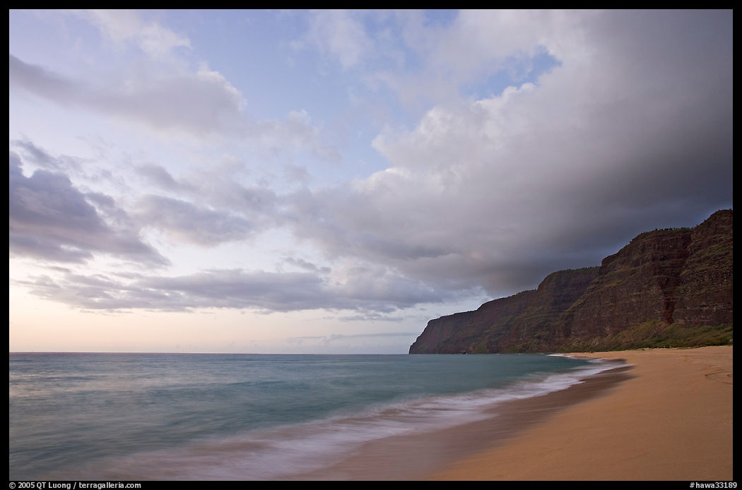 Polihale Beach and Na Pali cliffs,  dusk. Kauai island, Hawaii, USA