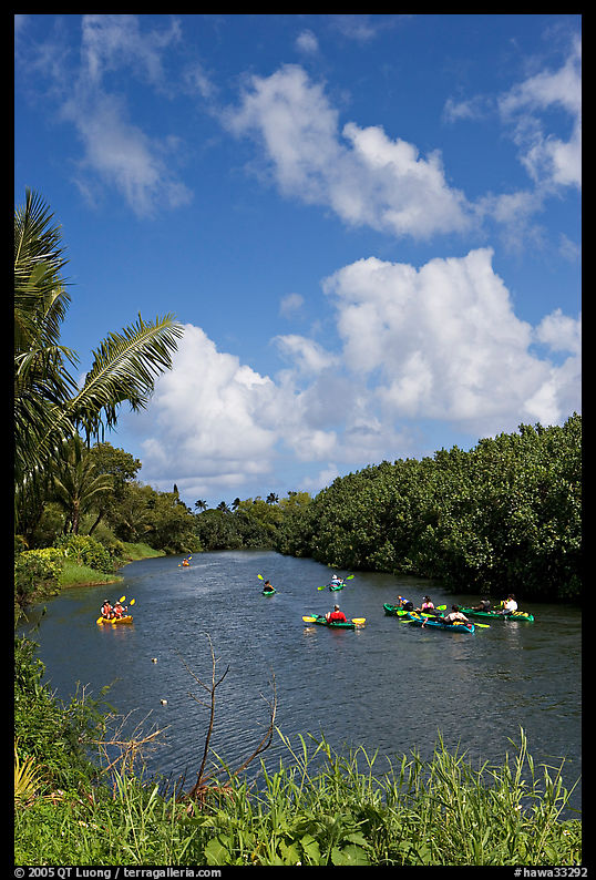 Kayakers, Hanalei River. Kauai island, Hawaii, USA