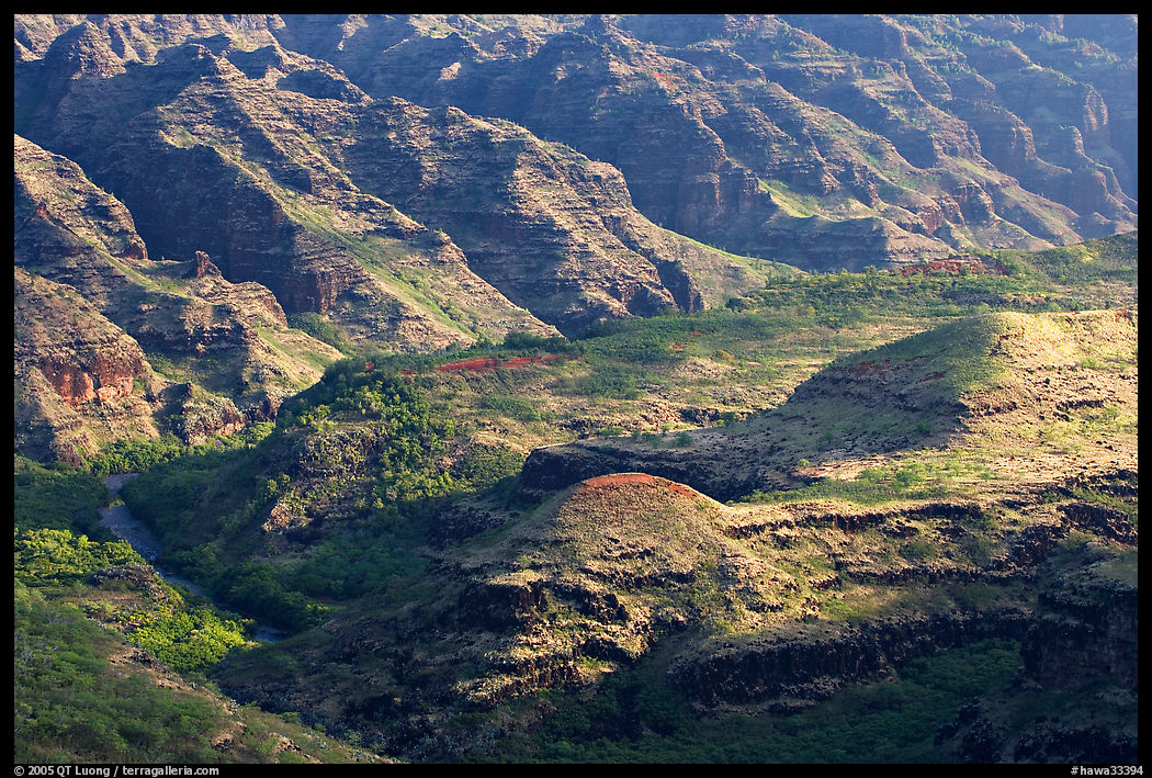 Ridges and buttes, lower Waimea Canyon, early morning. Kauai island, Hawaii, USA