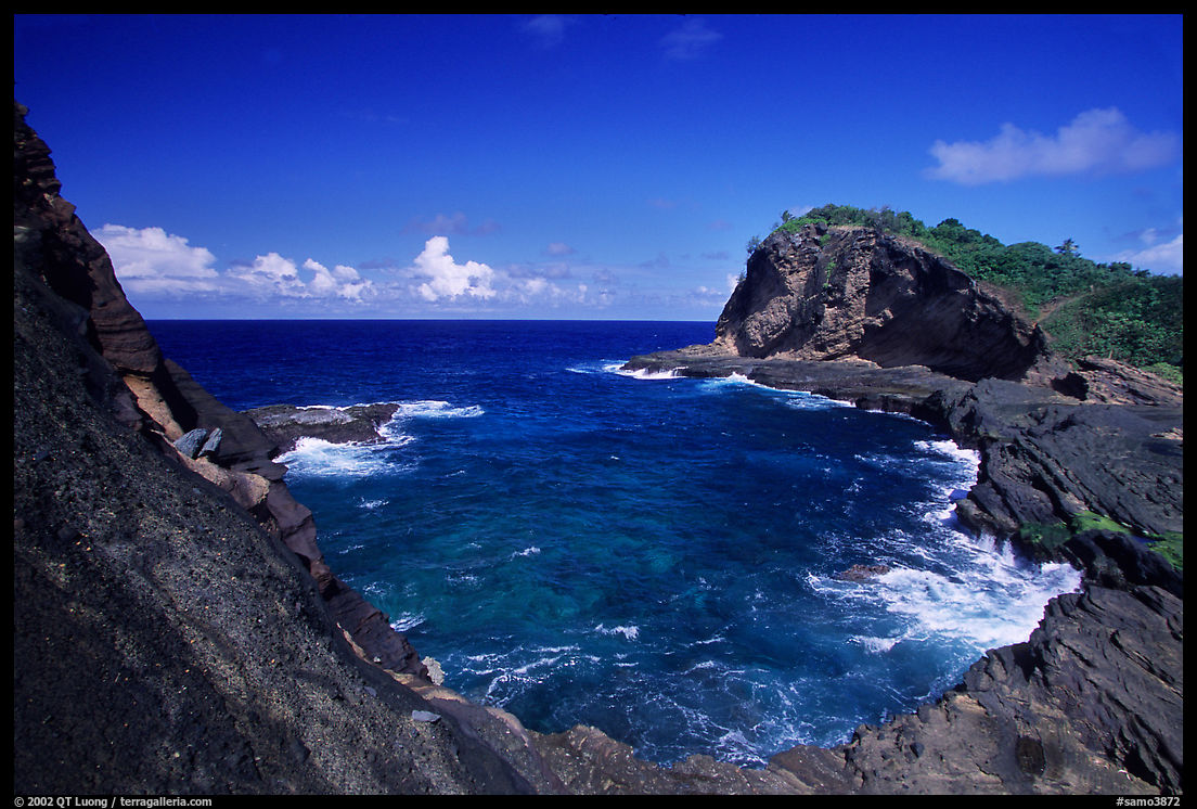 Maamaa cove. Aunuu Island, American Samoa