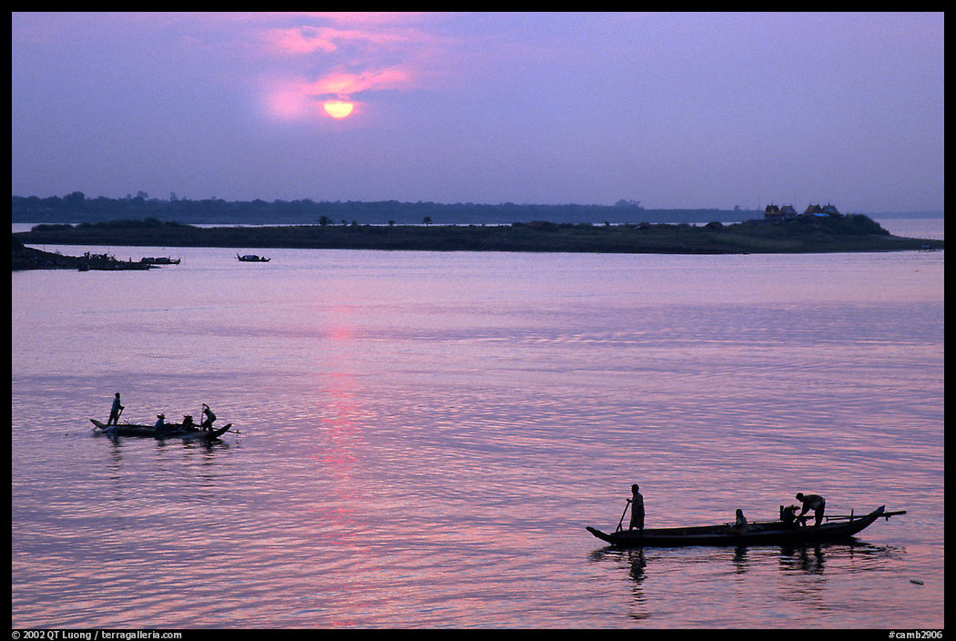 Sunrise over the Tonle Sap river. Cambodia