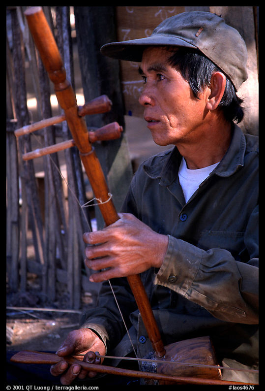 Traditional musician, Ban Xan Hai. Laos