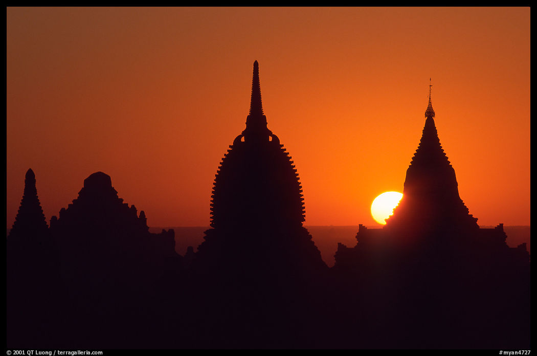 Sunrise. Bagan, Myanmar