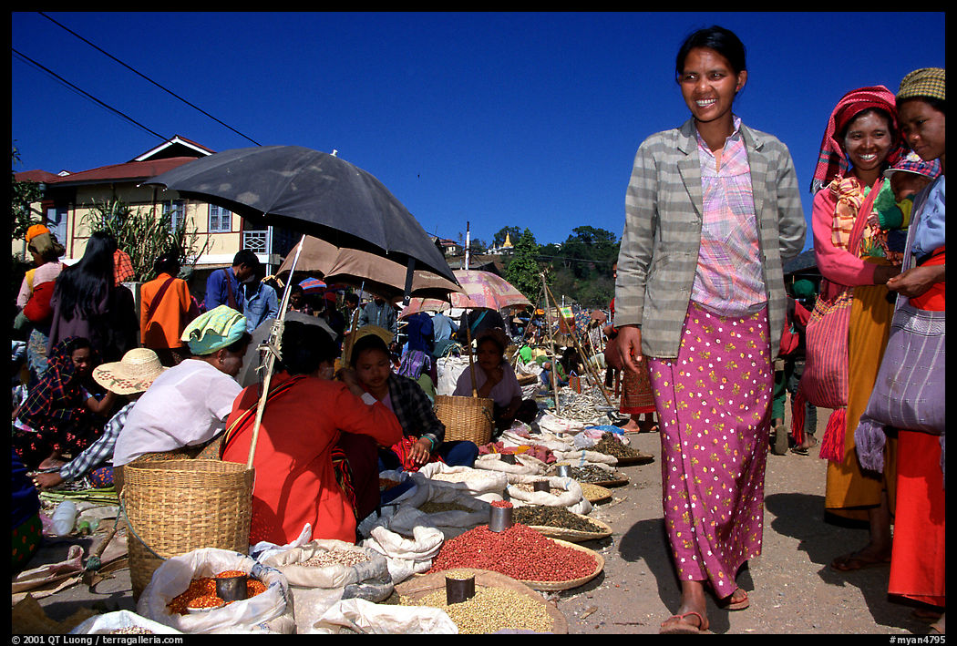 Market in Kalaw. Shan state, Myanmar