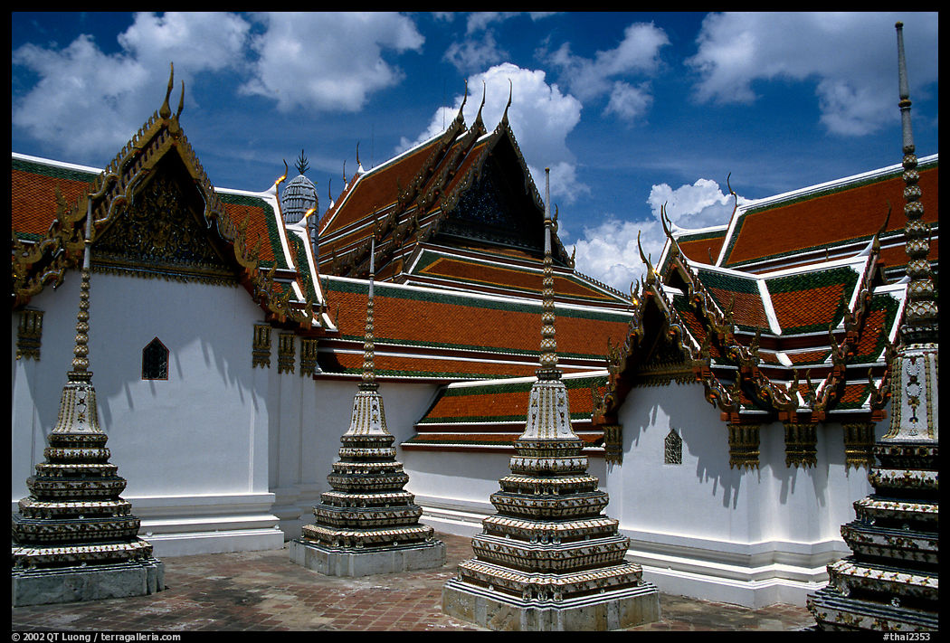 Wat Pho, the oldest and largest Wat in Bangkok. Bangkok, Thailand