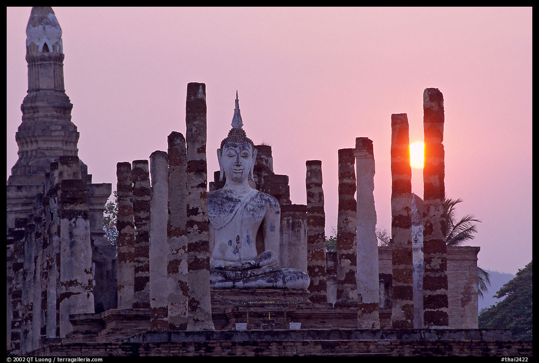 Wat Mahathat at sunset. Sukothai, Thailand