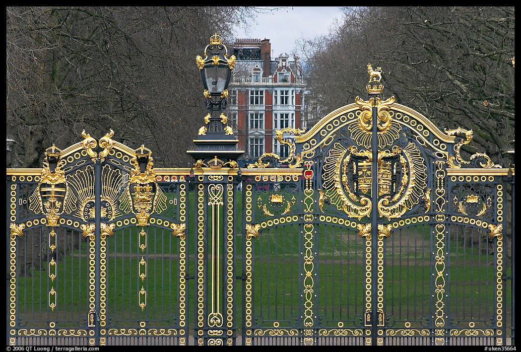 Gilded grids and park near Buckingham Palace. London, England, United Kingdom
