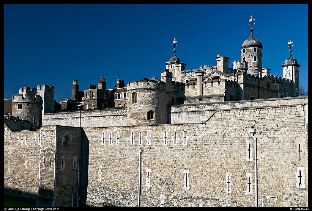 Outer wall and White Tower, Tower of London. London, England, United Kingdom