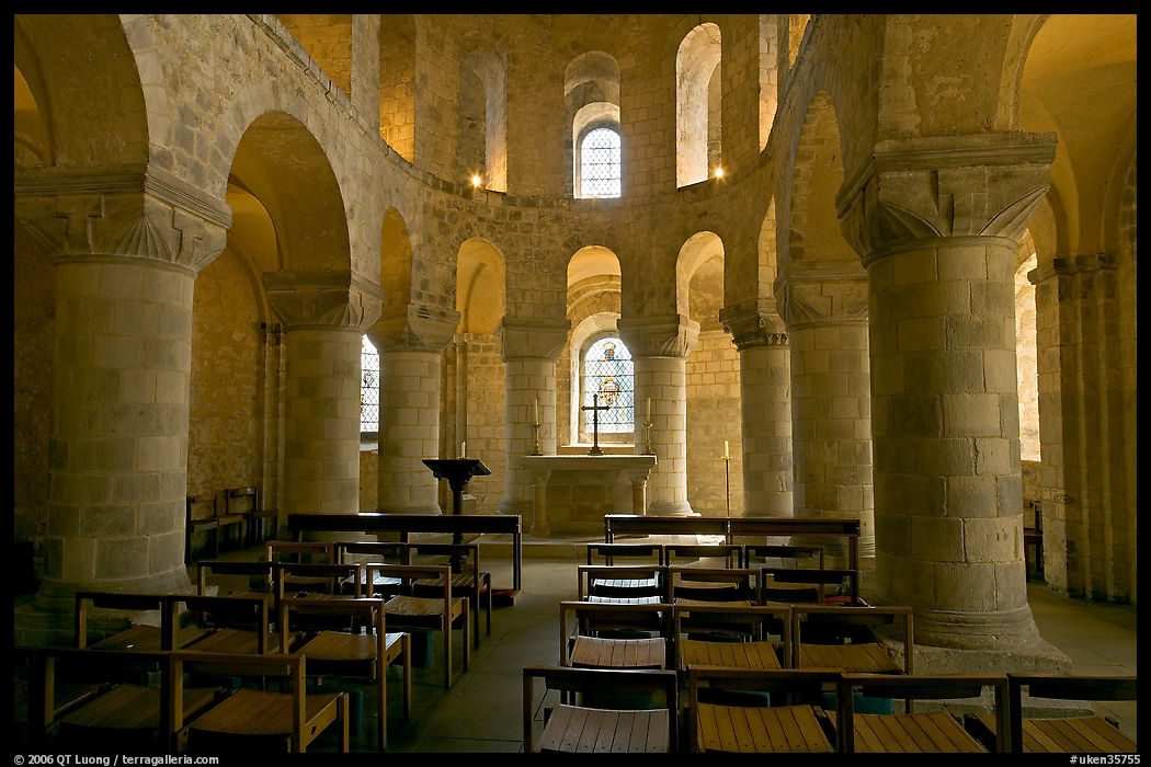 Norman-style chapel of St John the Evangelist, here the royal family worshipped, Tower of London. London, England, United Kingdom