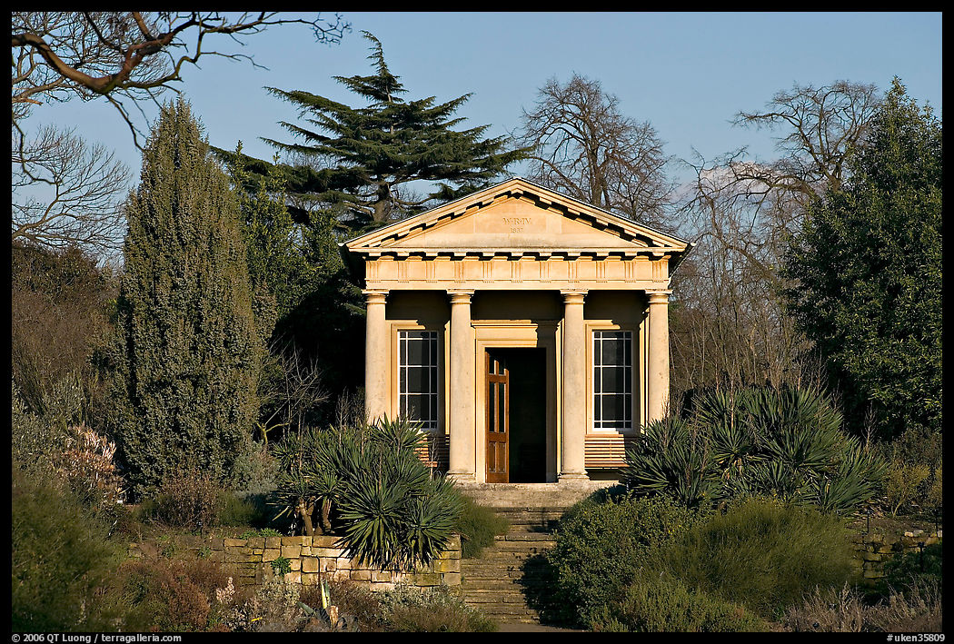 King William's temple, late afternoon. Kew Royal Botanical Gardens,  London, England, United Kingdom