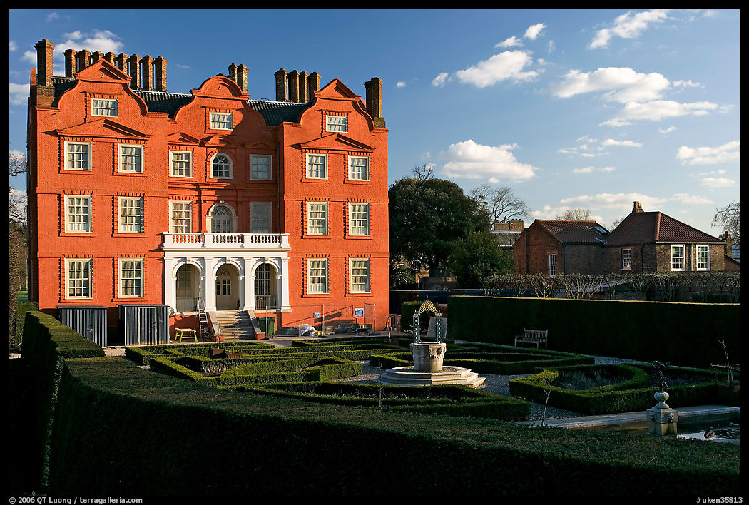 Kew Palace, late afternoon. Kew Royal Botanical Gardens,  London, England, United Kingdom