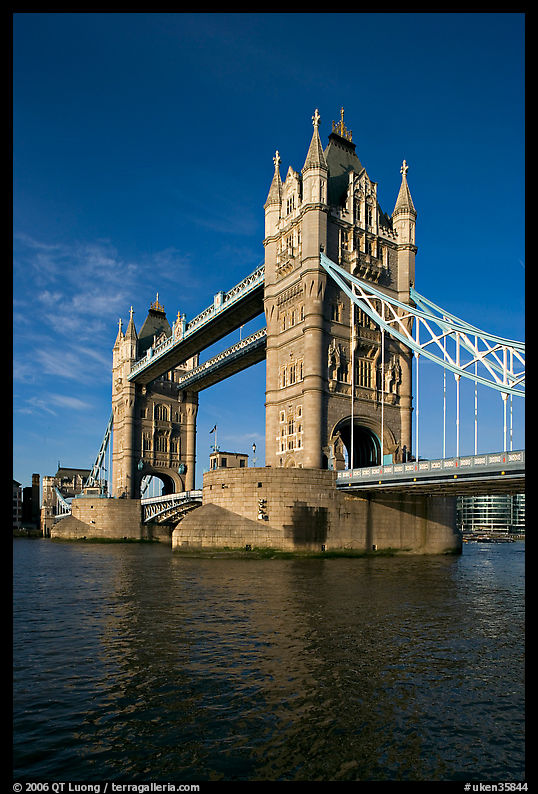 Tower Bridge, early morning. London, England, United Kingdom
