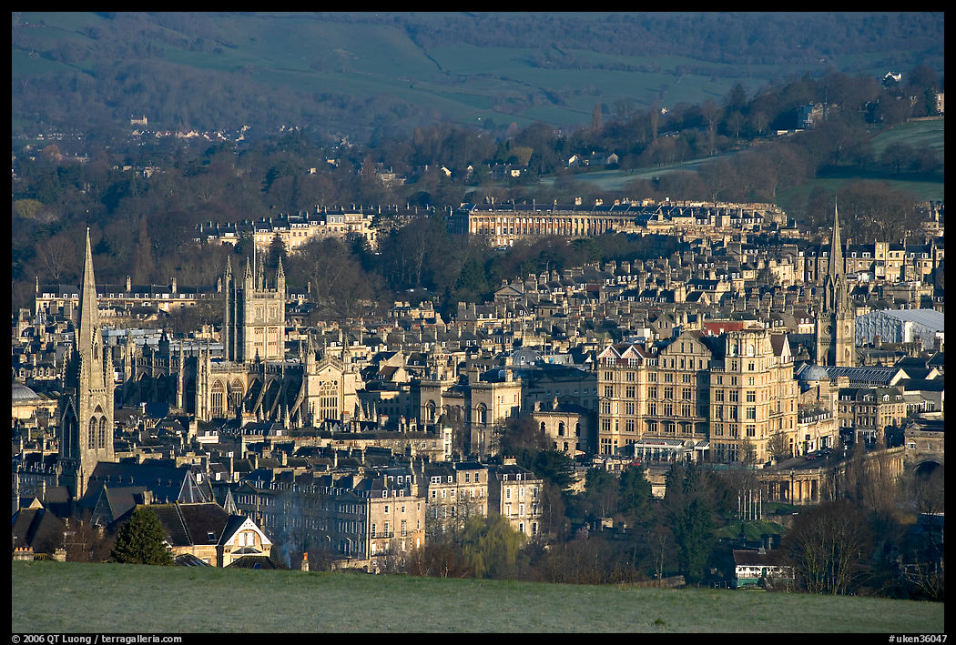 Churches, Abbey, Royal Crescent, early morning. Bath, Somerset, England, United Kingdom