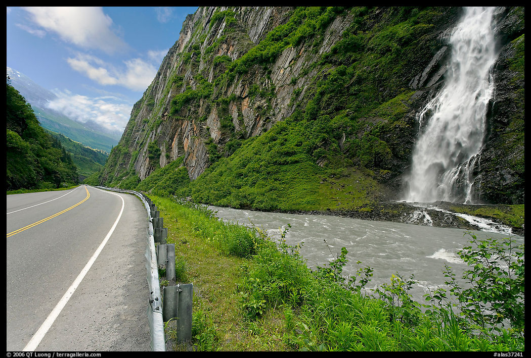 Bridalveil Falls cascading next to rood, Keystone Canyon. Richardson Highway, Central Alaska, USA