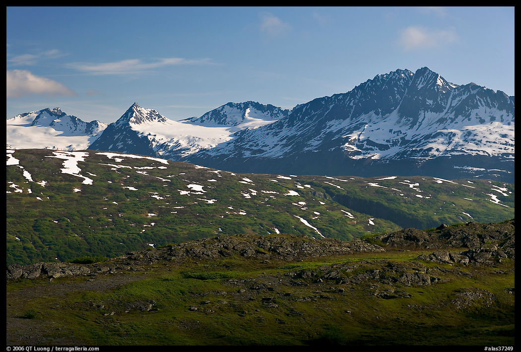 Jagged peaks above Thompson Pass. Richardson Highway, Central Alaska, USA