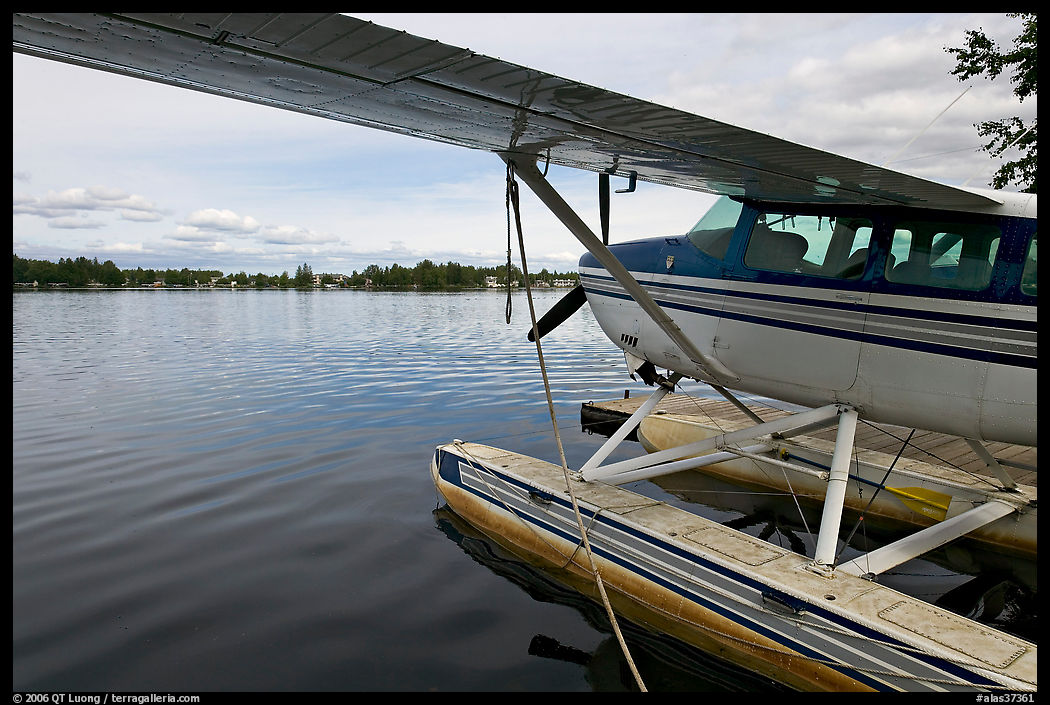 Float plane on Lake Hood. Anchorage, Alaska, USA