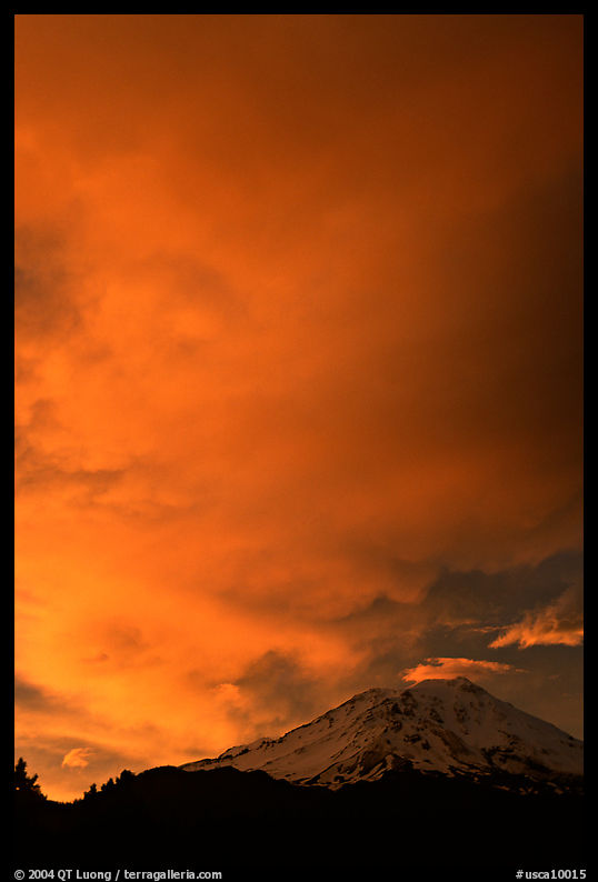 Sunset and clouds above Mt Shasta. California, USA