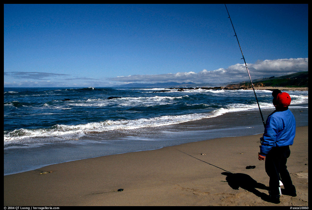 Fisherman, Bean Hollow State Beach. San Mateo County, California, USA