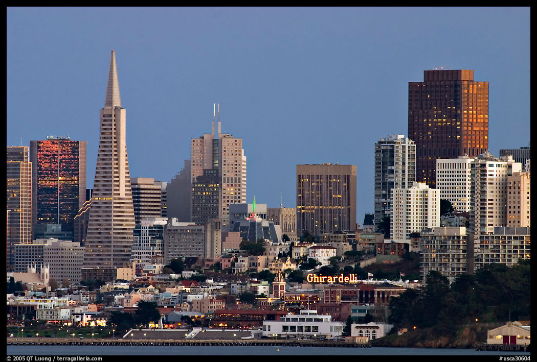 Skyline at dusk. San Francisco, California, USA