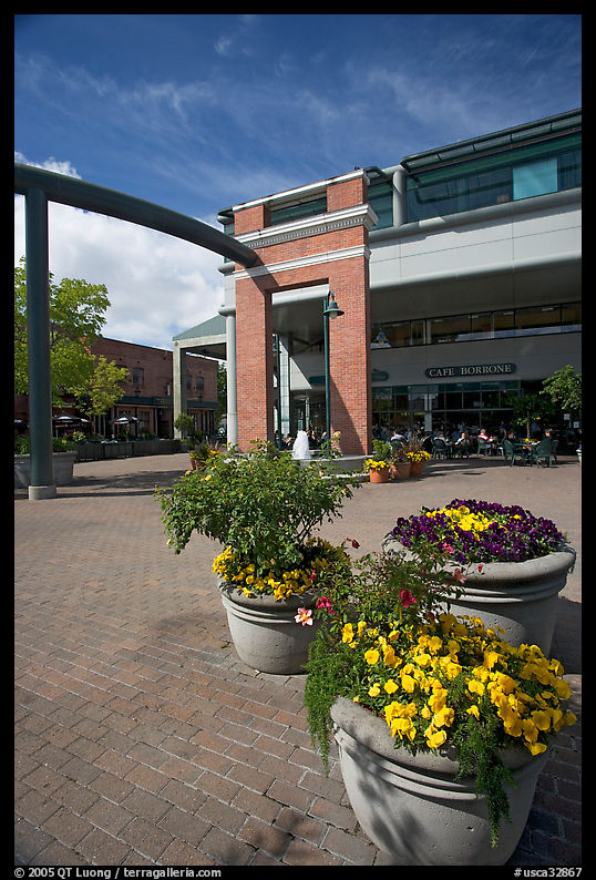Menlo Center, afternoon. Menlo Park, SF Bay area, California, USA