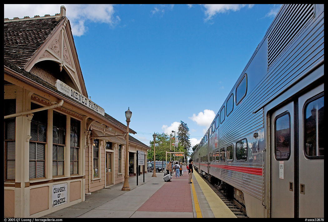 Caltrain at the Menlo Park train station. Menlo Park, SF Bay area, California, USA