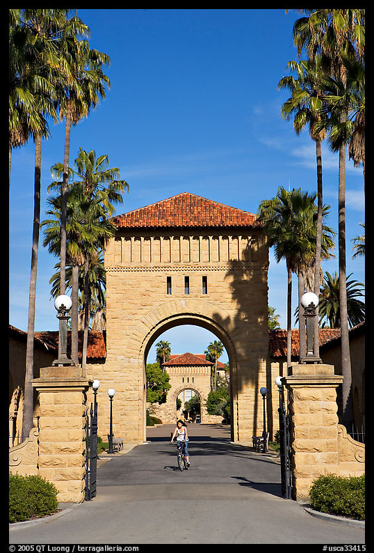 West Entrance to the Main Quad, late afternoon. Stanford University, SF Bay area, California, USA