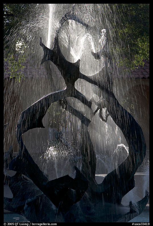 Modern fountain (The Claw) with water streaks, late afternoon. Stanford University, SF Bay area, California, USA