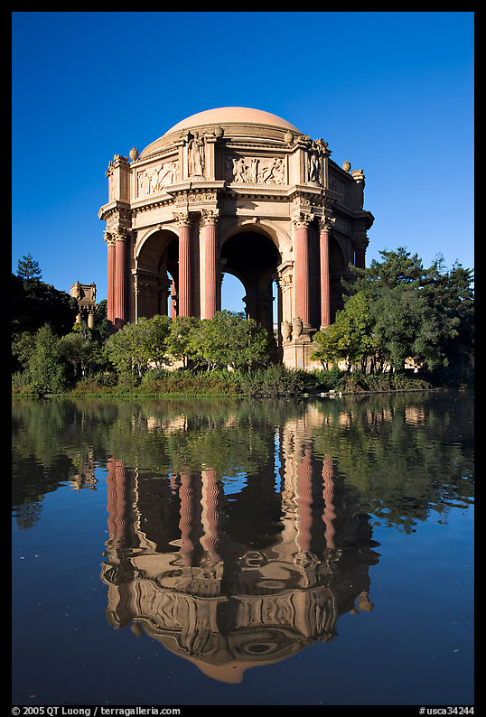 Rotonda of the Palace of Fine Arts, morning. San Francisco, California, USA