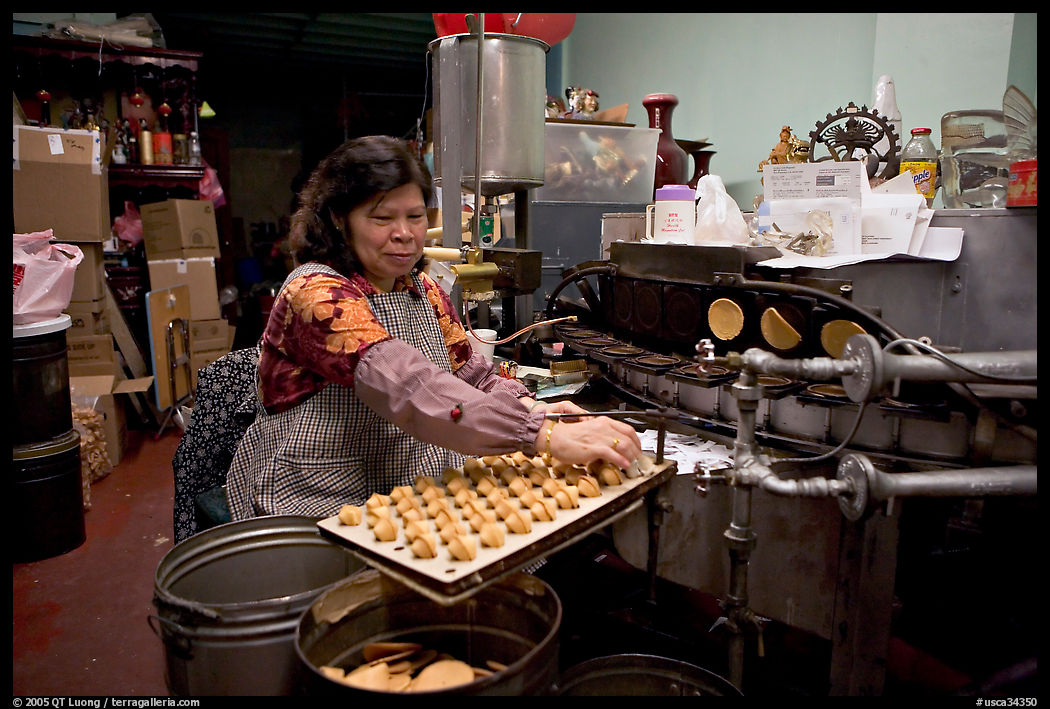 Fortune cookie factory on Ross Alley, Chinatown. San Francisco, California, USA