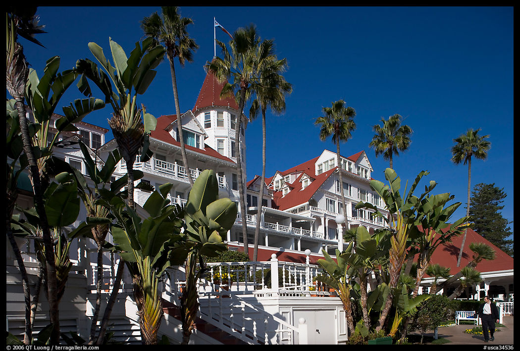 Del Coronado hotel framed by palm trees. San Diego, California, USA